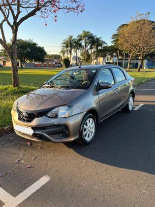 TOYOTA ETIOS 1.5 X PLUS 16V FLEX 4P MANUAL TOYOTA ETIOS 1.5 X PLUS 16V FLEX 4P MANUAL